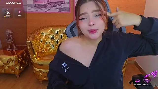 mia foster t online show from March 2026 01:18:02 PM