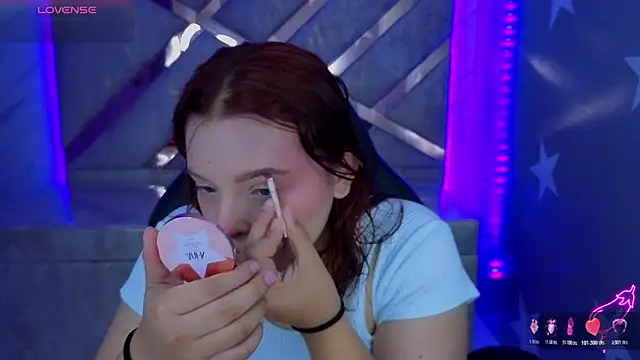 mia foster t online show from June 2026 01:24:02 PM