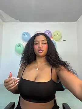 mitschellfox21 online show from November 2025 03:28:02 AM