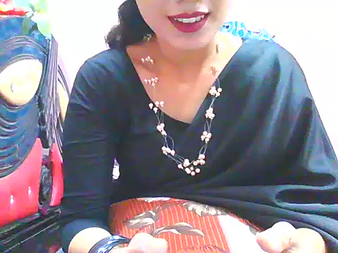 Snapshot of night_queeen7 chatting on October 2025 02:46:01 PM night queeen7 online show from October 2025 02:46:01 PM