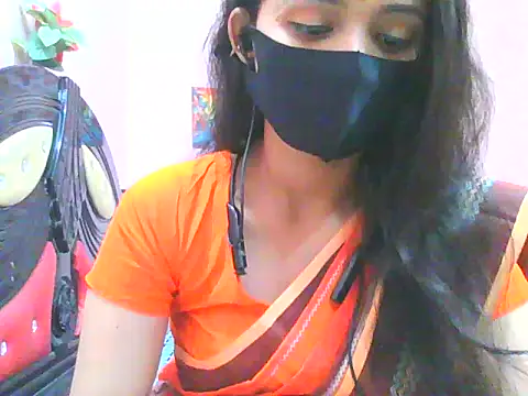 Snapshot of night_queeen7 chatting on November 2025 07:13:02 PM night queeen7 online show from November 2025 07:13:02 PM