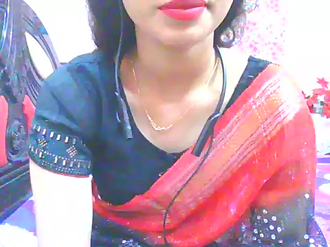 Snapshot of night_queeen7 chatting on November 2025 07:35:01 PM night queeen7 online show from November 2025 07:35:01 PM