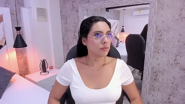 Vanessa Rain  online show from March 2026 07:18:02 PM