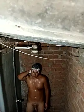 Alex321Flores online show from April 2026 08:02:02 PM