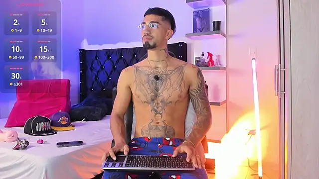 Snapshot of _Duriel chatting on February 2026 09:51:02 PM Duriel online show from February 2026 09:51:02 PM