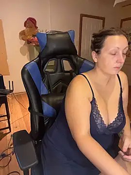 Snapshot of allnaturalmermaid chatting on November 2025 08:33:02 PM allnaturalmermaid online show from November 2025 08:33:02 PM