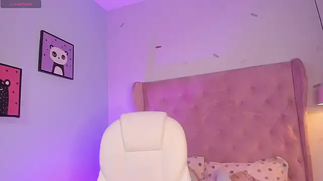 Vanelope evanss online show from December 2025 01:19:01 PM