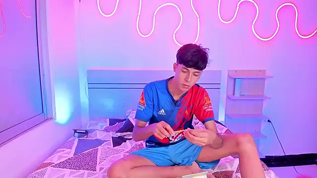 luccas ferreira online show from October 2025 07:03:01 PM