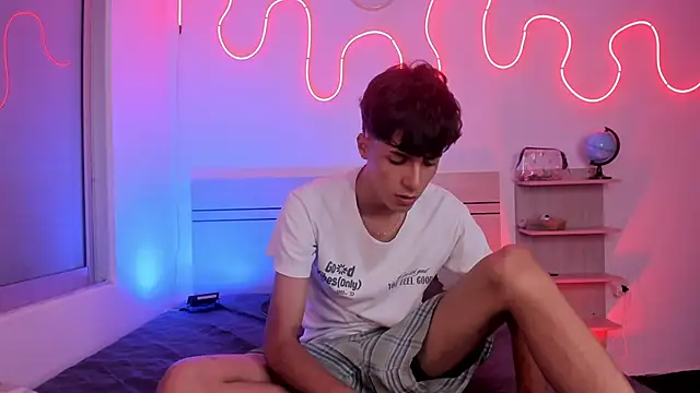 luccas ferreira online show from November 2025 07:03:01 PM