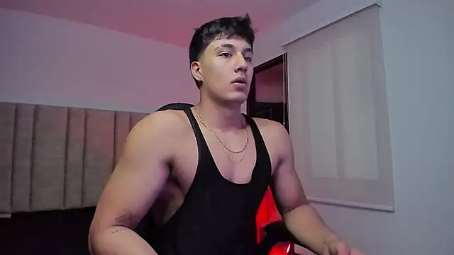 Snapshot of CHRIS_MORGAN1 chatting on October 2025 05:15:01 AM CHRIS MORGAN1 online show from October 2025 05:15:01 AM