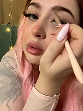 KellyMoors online show from November 2025 01:17:02 AM