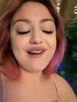 Snapshot of KellyMoors chatting on February 2026 01:57:02 AM KellyMoors online show from February 2026 01:57:02 AM