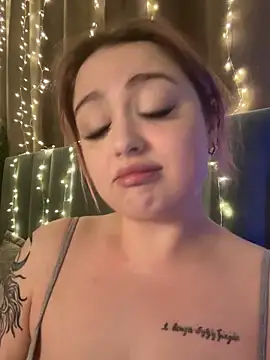 Snapshot of KellyMoors chatting on February 2026 02:20:02 AM KellyMoors online show from February 2026 02:20:02 AM