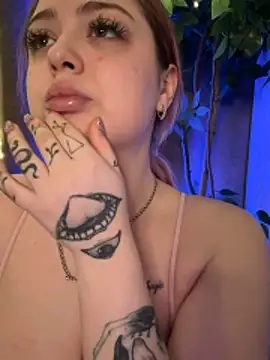 Snapshot of KellyMoors chatting on March 2026 02:03:01 AM KellyMoors online show from March 2026 02:03:01 AM