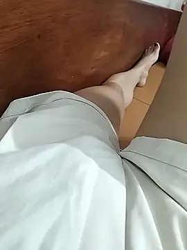 Lili 2love online show from November 2025 01:54:02 PM