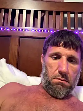 Snapshot of beastmaster504 chatting on November 2025 11:37:02 PM beastmaster504 online show from November 2025 11:37:02 PM