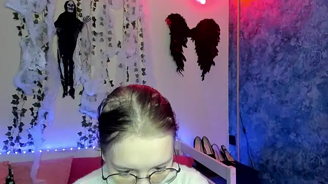 shy elina01 online show from October 2025 09:22:01 AM