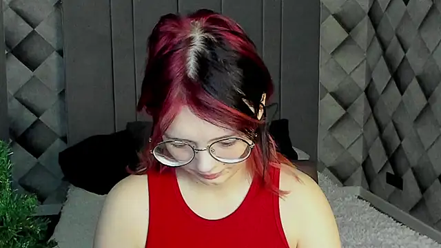 shy elina01 online show from December 2025 04:54:01 AM