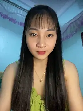Snapshot of banlinh004 chatting on October 2025 03:58:01 PM banlinh004 online show from October 2025 03:58:01 PM