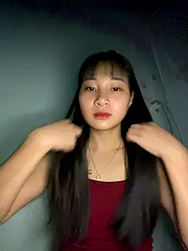 Snapshot of banlinh004 chatting on October 2025 12:44:01 AM banlinh004 online show from October 2025 12:44:01 AM