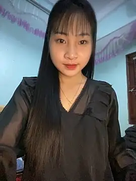 Snapshot of banlinh004 chatting on November 2025 02:35:01 PM banlinh004 online show from November 2025 02:35:01 PM