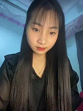 Snapshot of banlinh004 chatting on November 2025 03:22:01 PM banlinh004 online show from November 2025 03:22:01 PM