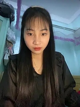 Snapshot of banlinh004 chatting on November 2025 09:20:01 AM banlinh004 online show from November 2025 09:20:01 AM