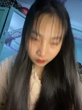 Snapshot of banlinh004 chatting on December 2025 02:33:02 PM banlinh004 online show from December 2025 02:33:02 PM