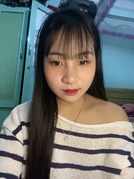 banlinh004 online show from February 2026 02:51:01 PM