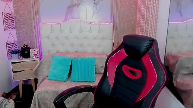 AriaVega online show from March 2026 12:45:02 PM