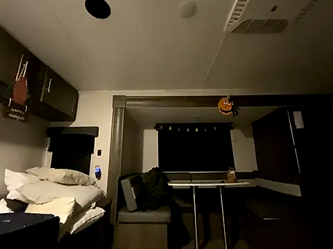 mcxxx87 online show from November 2025 11:01:02 AM