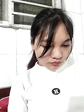 Mit-thi123 online show from December 2025 05:07:02 PM