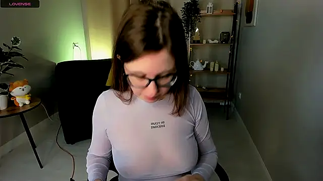 arizzzona online show from November 2025 06:19:01 AM