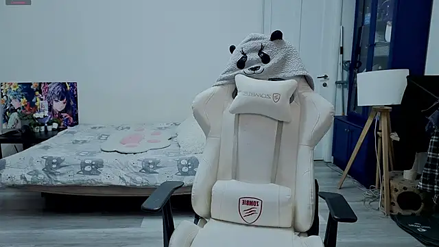 xAlisontiny online show from November 2025 10:14:02 PM