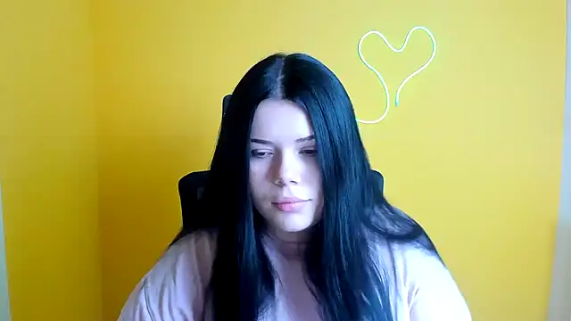 Snapshot of Mona_Esty chatting on October 2025 05:25:01 PM Mona Esty online show from October 2025 05:25:01 PM