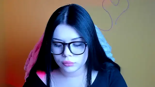 Snapshot of Mona_Esty chatting on November 2025 12:37:02 PM Mona Esty online show from November 2025 12:37:02 PM