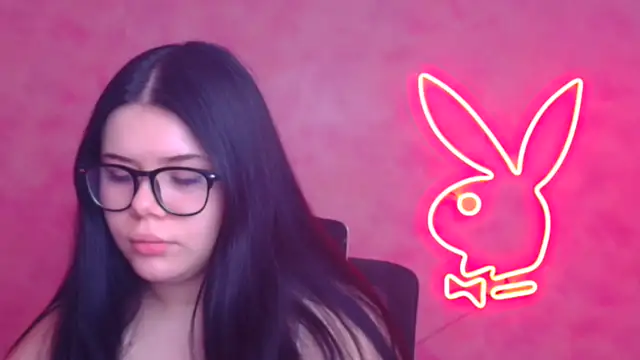 Mona Esty online show from January 2026 06:26:02 AM