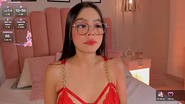 mara swan  online show from December 2025 07:20:01 PM