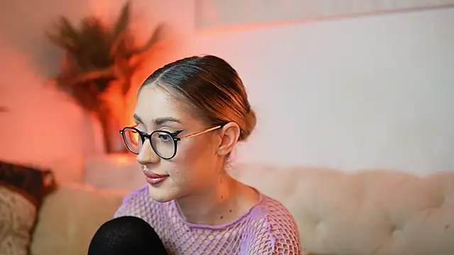 AileenKiss online show from December 2025 09:22:02 PM