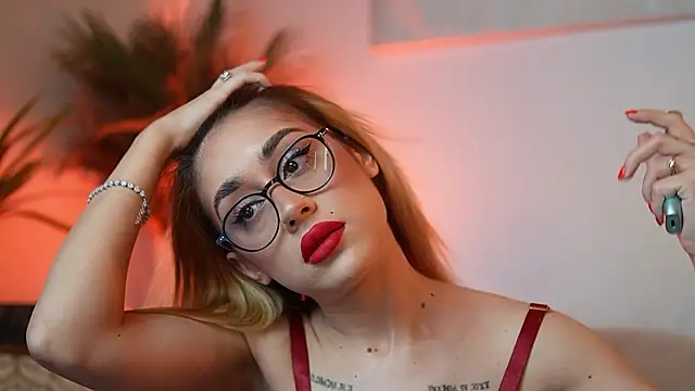 AileenKiss online show from February 2026 10:06:01 PM