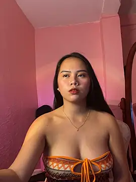 Snapshot of Funtasee_Andi chatting on May 2026 03:31:02 PM Funtasee Andi online show from May 2026 03:31:02 PM
