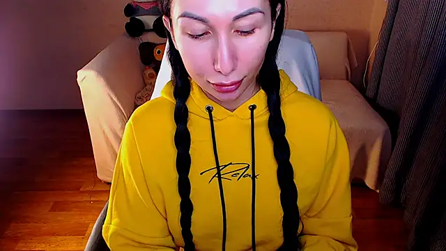 Snapshot of Fairy_elya_hot chatting on October 2025 02:49:01 PM Fairy elya hot online show from October 2025 02:49:01 PM