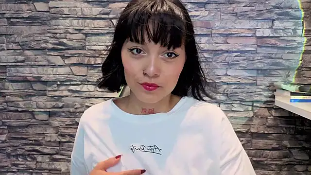 Snapshot of Qadeshoficial chatting on November 2025 09:06:01 PM Qadeshoficial online show from November 2025 09:06:01 PM