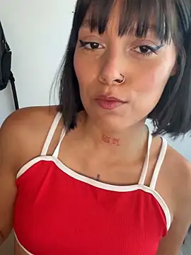 Snapshot of Qadeshoficial chatting on November 2025 08:42:02 PM Qadeshoficial online show from November 2025 08:42:02 PM