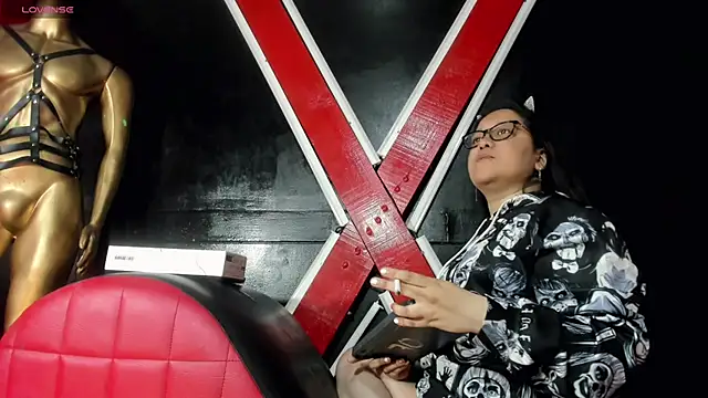 Xander Taylor  online show from October 2025 11:24:02 PM