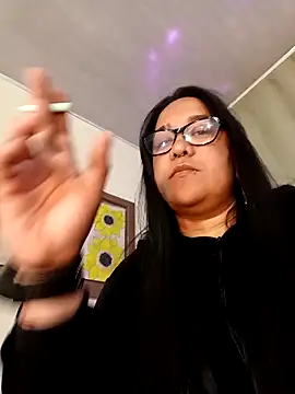 Xander Taylor  online show from November 2025 06:56:02 AM