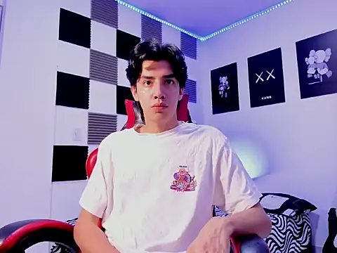 jeycobb online show from October 2025 11:47:02 AM