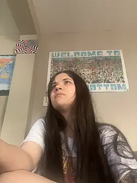 Snapshot of Jynx420friendly chatting on May 2026 10:19:01 PM Jynx420friendly online show from May 2026 10:19:01 PM
