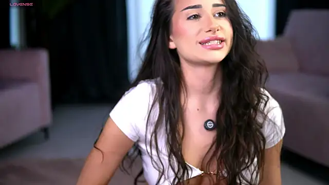 AlishaSkye online show from November 2025 04:44:02 AM