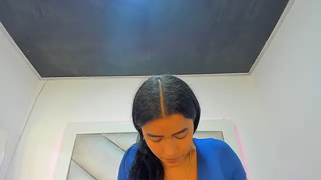 Madeline jade online show from October 2025 03:47:02 AM